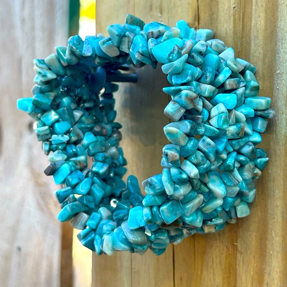 Wide Turquoise Chip Stretch Bracelet
